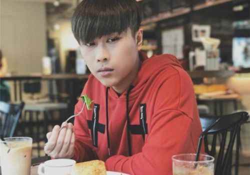 松鼠打不过仓鼠道歉[多图]