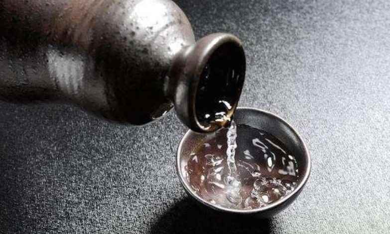 蚂蚁庄园屠苏酒谁先喝 屠苏酒年长者和年少者谁先喝蚂蚁庄园答案[多图]