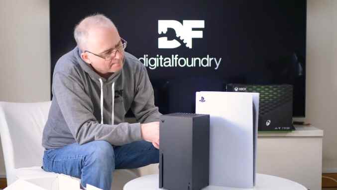 外媒开箱对比PS5及Xbox_XBox手柄