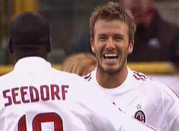 全平台《FIFA_贝克汉姆传球罗纳尔多