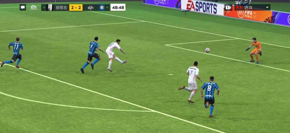 FIFA足球世界：卡卡被疯抢 顶级角色身价高