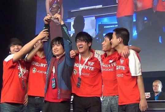 LOL:兮夜排到60E要好友位_lol好友