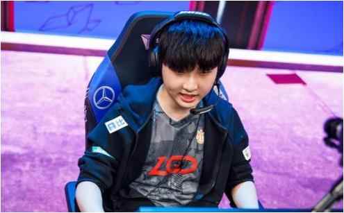 LOL:兮夜排到60E要好友位_lol好友