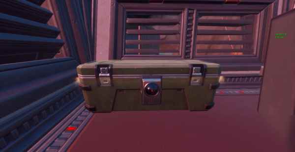 堡垒之夜在间谍基地打开阵营锁定宝箱攻略