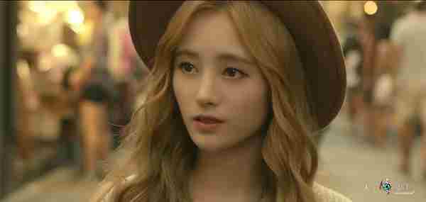 鞠婧祎跨次元助阵天空之门新版MV首发