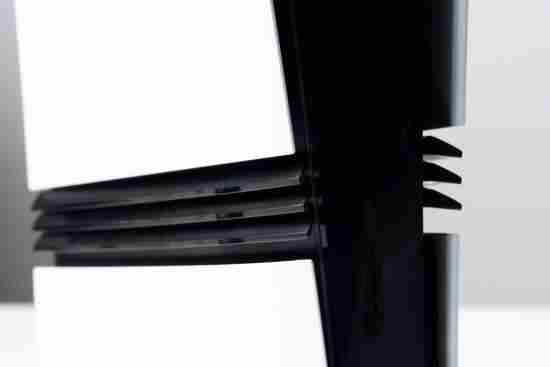 PS5Pro拆解:8核ZEN2+额外2G系统内存;美政府正考虑帮助英特