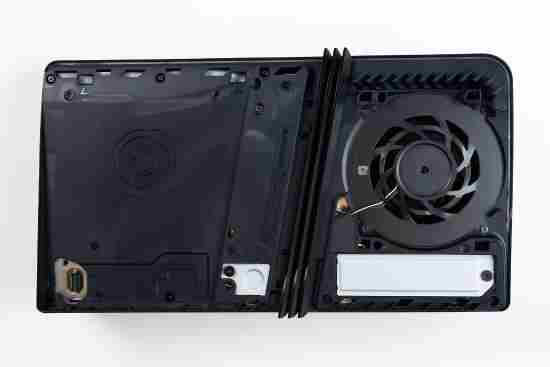 PS5Pro拆解:8核ZEN2+额外2G系统内存;美政府正考虑帮助英特