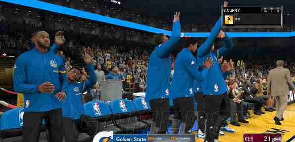 NBA 2K17怎么换人