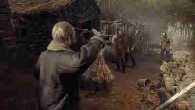 《生化危机4重制版》近战体术动作使用方法