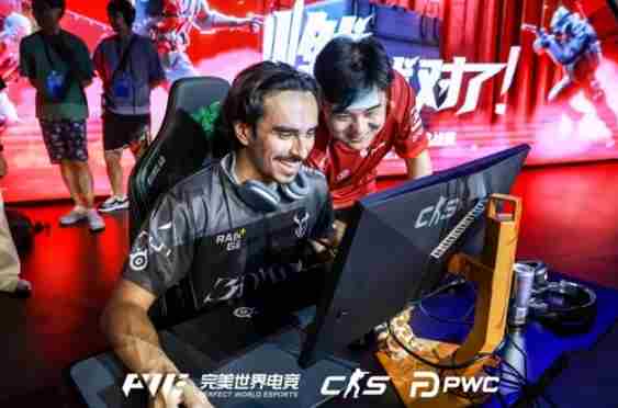 2025EWC王者荣耀AG夺冠!荣耀双机助力彰显全球电竞标杆实力