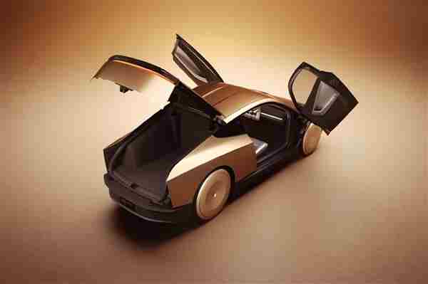 马斯克确认:特斯拉Cybercab不配备方向盘和踏板!2026年二季度下线