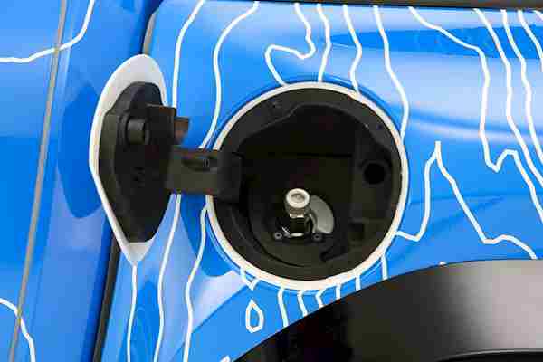 排出来的“废水”能洗澡!丰田推出全新氢动力皮卡|皮卡|越野|氢