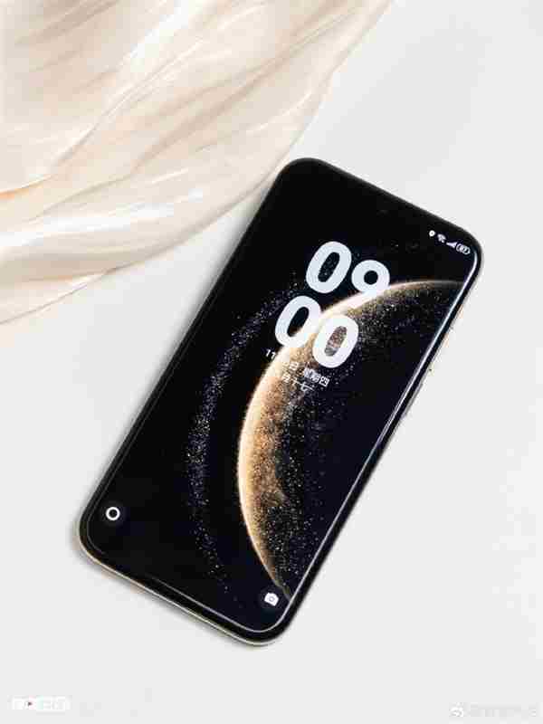 华为Mate70Air图赏提前来袭!金丝银锦配色超抢眼 