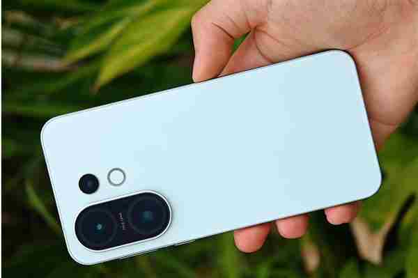 首款骁龙8 vivoy50手机参数