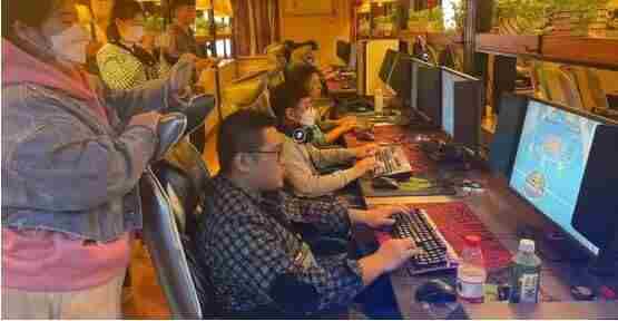 端午佳节战南宁 街头篮球是哪个公司