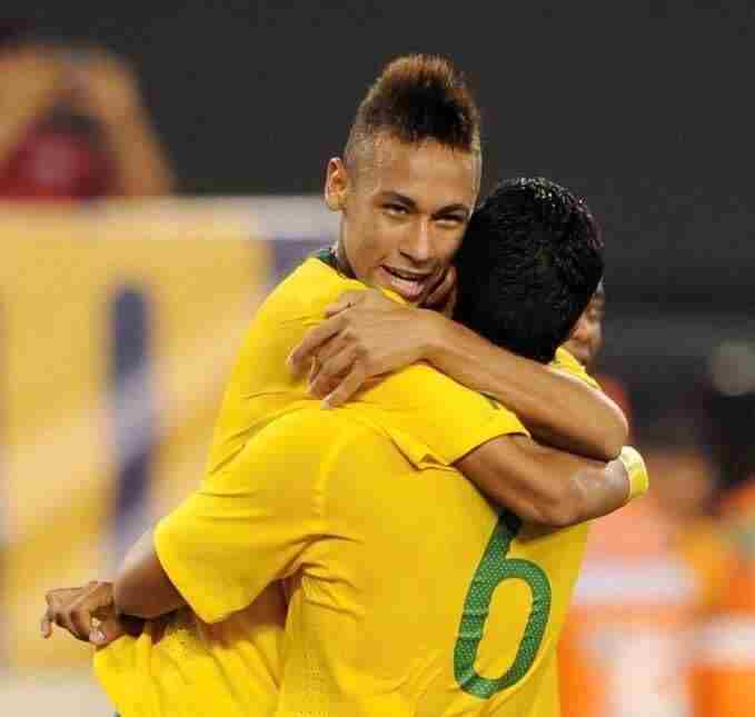 活动抢先看丨赛季前瞻传奇献礼 内马尔连锁礼包